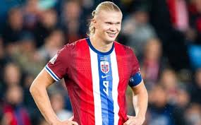 Haaland aparece dançando em treino da Noruega antes de estreia na Copa