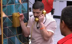 BBB 26: Marcelo atende Big Fone e ganha poder de enviar um rival ao paredão