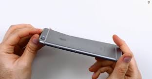 Résultat de recherche d'images pour "iphone bend"