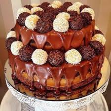 Resultado de imagem para Naked Cake de Doce de Leite com Brigadeiro