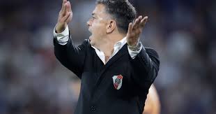 Gallardo analiza renuncia tras derrota de River frente a Vélez: ¿Es el inicio de una crisis en el futuro del entrenador?