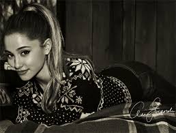 Resultado de imagem para ariana grande 2015 instagram