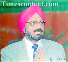Commentator Jasdev Singh, addressing a Press Conference in the capital on January 22, 1999 - Jasdev-Singh-