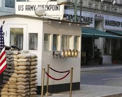 Image de CheckPoint Charlie à Berlin