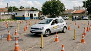 Todos os motoristas com CNH categoria B são afetados pelas mudanças nas regras de trânsito