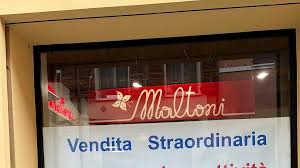 Chiude Maltoni, storico negozio di biancheria