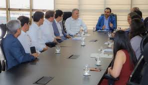 Conta de água pode ficar mais barata para 440 mil no Tocantins; governo articula mudanças no contrato da BRK