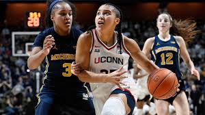 AP Top 25 Women's Basketball Poll: UConn Remains No. 1 After Week 3