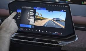 BMW thu phí thuê bao camera 360 độ: Chủ xe muốn dùng phải trả tiền hàng tháng
