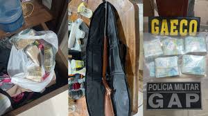 Sete pessoas são presas suspeitas de integrar facção e extorquir comerciantes em MT