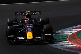 Une Red Bull RB22 trop délicate : Lawson a juste envie de retrouver sa Racing Bulls !