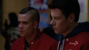 When Puck and Finn try to repair their friendship it is once again evident that Rachel ... - vlcsnap-2011-02-07-17h06m26s106