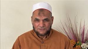 فاجعة في الفيوم.. نجله الأول ارتقى شهيدًا والثاني رحل مغتربًا في روسيا.. أب يستغيث لإعادة جثمان ابنه الطبيب