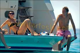 תוצאת תמונה עבור عربيات بالمايوه