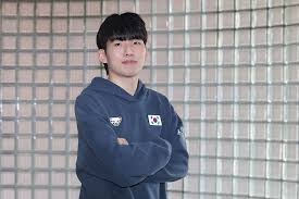 [단독] '美 빙속괴물' 진검 승부 앞두고…정재원, 1500m 출전 왜