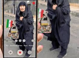 زن هتاک به پیرزن