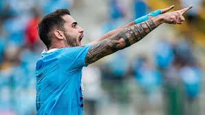 Felipe Vizeu refuta críticas por falta de goles: 'No debo nada' y enfoca en equipo en Copa Libertadores