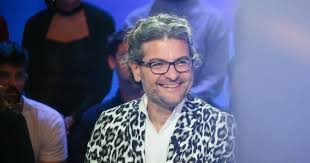 Petits Prix: Julien Courbet Dévoile SES Astuces Anti-Arnaque! 🚨 - Imagen principal del artículo