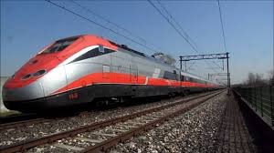 Risultati immagini per freccia rossa
