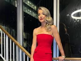 The Mirror - News update