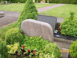 Grab von Gerhard Lüken (04.01.1936-2?.03.1989), Friedhof Wiesens
