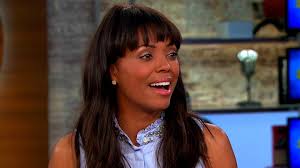 Aisha Tyler To Guest Star On Modern Family. Is this Aisha Tyler the Actor? Share your thoughts on this image? - aisha-tyler-to-guest-star-on-modern-family-262823703