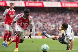 Toma Arsenal distancia del ManCity tras ganar al Fulham