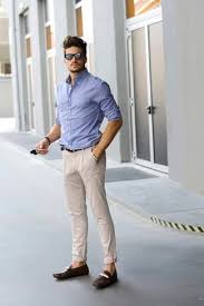 Résultat de recherche d'images pour "light beige chinos"