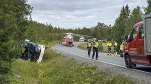Eilmeldung: Deutscher Reisebus in Norwegen verunglückt, mehrere Verletzte — BILD