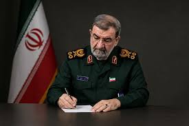 سرلشکر رضایی: آمریکا را وادار خواهیم کرد که به حقوق ملت ایران احترام بگذارد