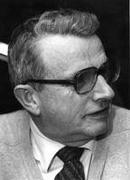 Reinhold Remmert. R. Remmert; (1982)