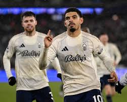 West Ham v Nottingham Forest: Premier League – live