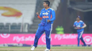 Deepti's maiden T20I five-for downs South Africa