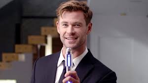 Chris Hemsworth’s Coolest Characters Ranked