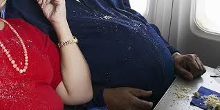 Resultado de imagem para gordinho entalado na catraca