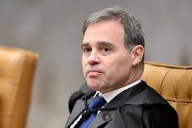 Folha de S.Paulo - News update