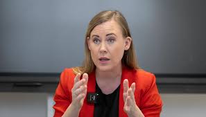 Barne- og familieminister Lene Vågslid: – Eg snakkar norsk!