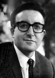 Richard Henry &quot;Peter&quot; Sellers, was born on 8th September, 1925. He was brought up by his parents, who were both vaudeville entertainers. - peter_sellers2