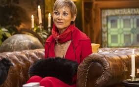 Isabelle Morini-Bosc brille dans « Les Traîtres » sur M6 : « J’espère que tous mes ex sont morts »