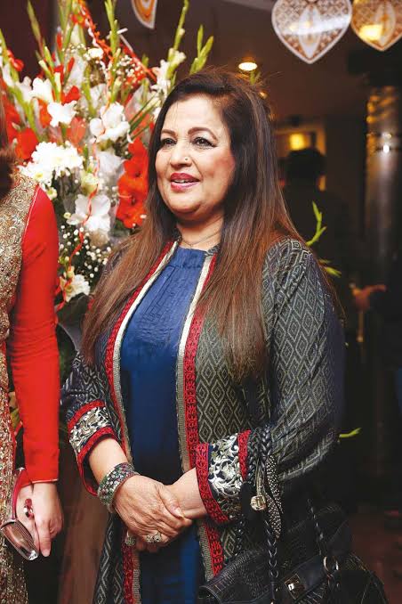 Film screening: Over 40 years later, Baazi continues to steal show