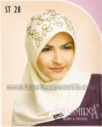 Toko online kerudung cantik cukup banyak di internet sehingga memberikan pilihan bagi para pencari kerudung yang bagus dan cantik. - kerudung-cantik-shasmira-st28-240x300