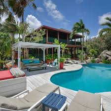 Aruba: Destino de Fe, Cultura y Escapadas de Lujo ¡Desde $135!