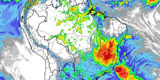 Evento extremo de chuva tem data para castigar 4 estados até segunda com mais de 100 mm