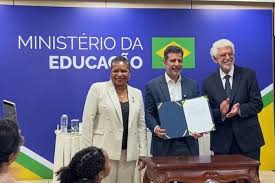 ensino — trending on Google in Portugal