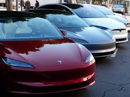 Tesla's price targets rise even as its profit outlook tanks