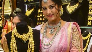 Gold-Silver Price Fall: सोना-चांदी धड़ाम… अचानक सिल्‍वर ₹4000 और गोल्‍ड 2000 रुपये हुआ सस्‍ता, जानें नया भाव