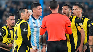 ¡Rojo al Rojo Vivo! ¿Qué Pasó y Por Qué Racing Tiembla Sin Él? - Imagen principal del artículo