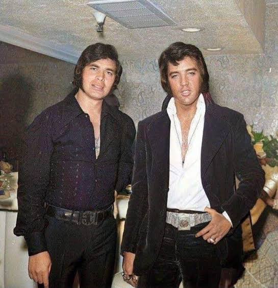 May 25, 1972: Elvis and Engelbert Humperdink at the Riviera Hotel ...