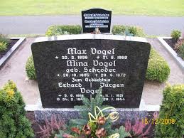 Grab von Erhard Vogel (03.09.1919-24.02.194?), Friedhof Walle