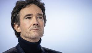Bolloré: Procès Fictif! Verdict Choc Révélé!🚨 À Voir Absolument!